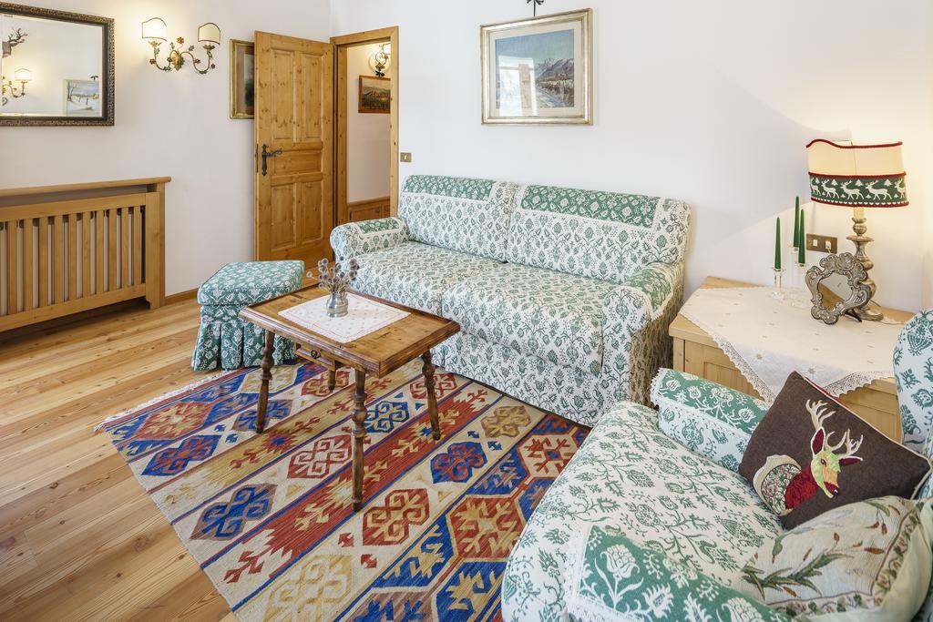 كورتينا دامبيتزو Villa Tullia - Stayincortina المظهر الخارجي الصورة