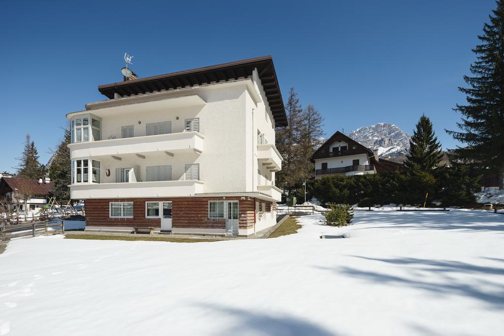 كورتينا دامبيتزو Villa Tullia - Stayincortina المظهر الخارجي الصورة